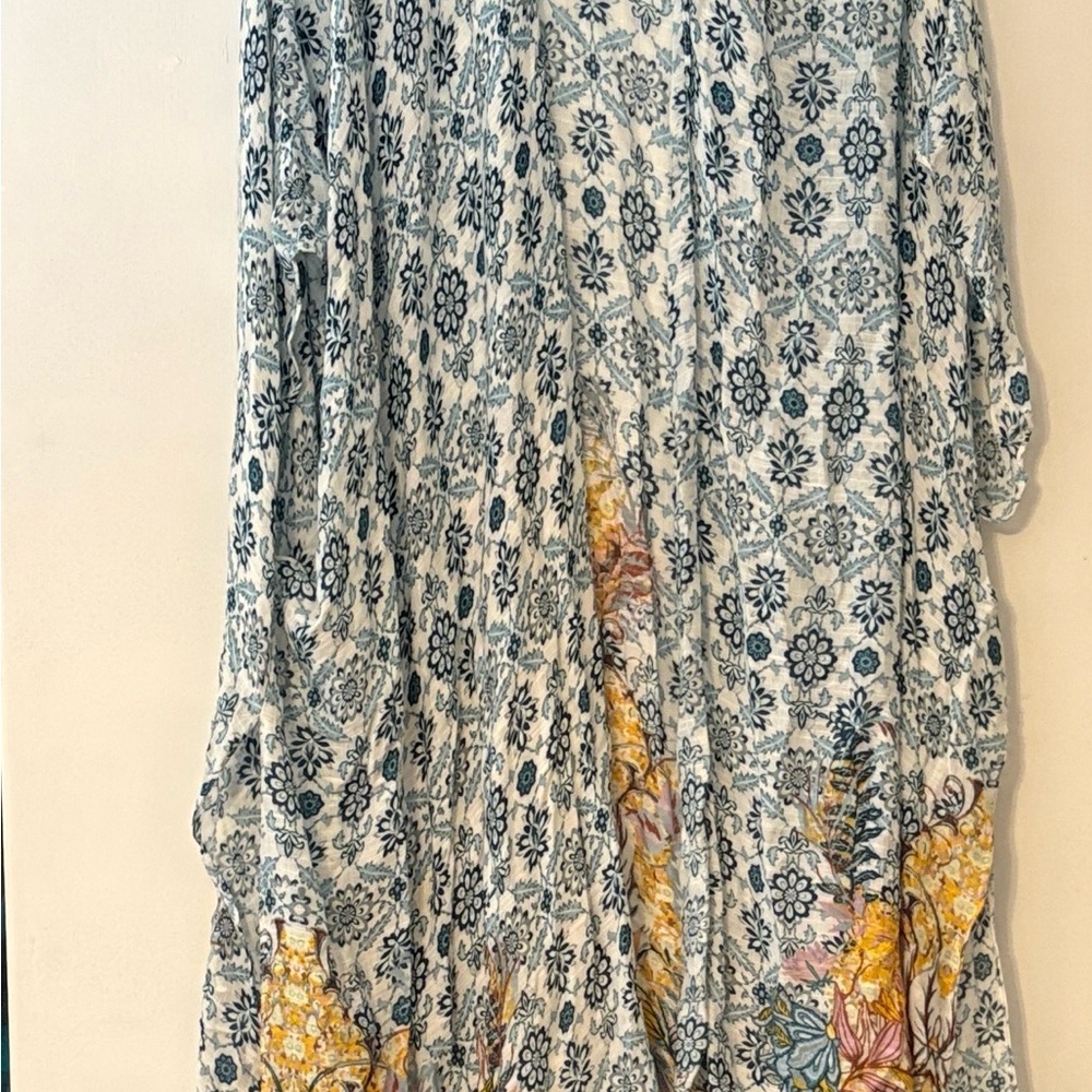 Altar'd State Boho Blue and Cream Floral Flowy Kimono Poncho Womens OS - Picture 9 of 9